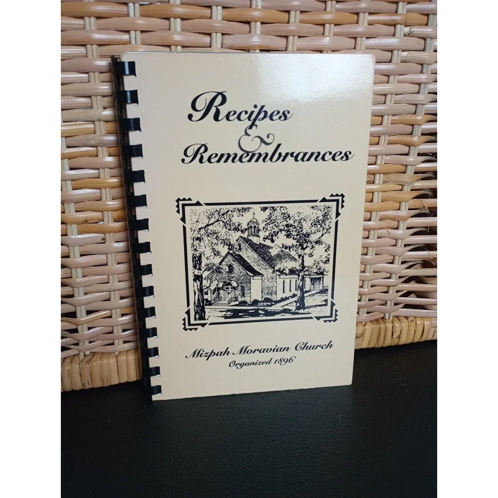 Vintage Mizpah Moravian Church Cookbook Rural Hall,‎ NC 1994 (Read)
